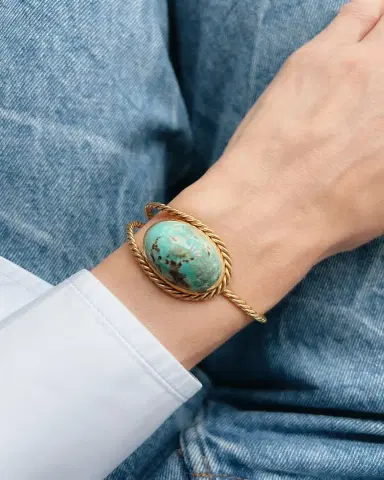 Haute Victoire Persian Dome Turquoise Cabochon Hand-Twisted Gold Cuff Bracelet | Thumbnail 2 Haute Victoire Persian Dome Turquoise Cabochon Hand-Twisted Gold Cuff Bracelet | Thumbnail 2