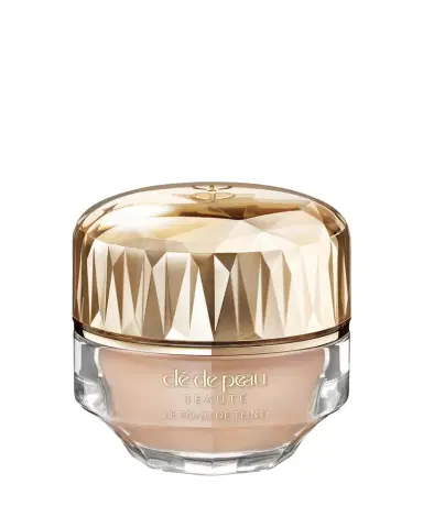 Clé de Peau Beauté The Foundation, SPF 22, 1 oz. | Thumbnail 1 Clé de Peau Beauté The Foundation, SPF 22, 1 oz. | Thumbnail 1