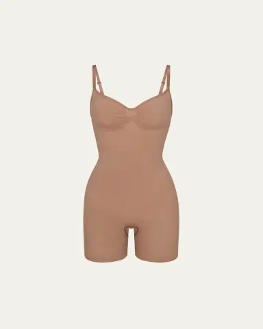 SKIMS Seamless Sculpt Mid-Thigh Bodysuit | Thumbnail 5 SKIMS Seamless Sculpt Mid-Thigh Bodysuit | Thumbnail 5