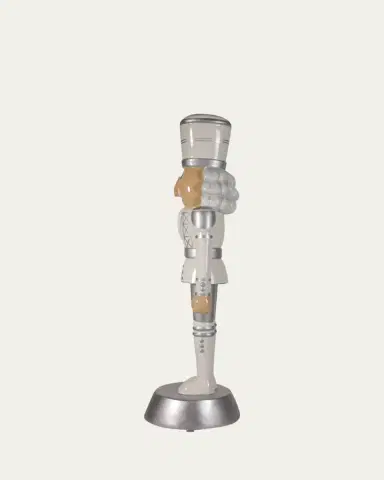 Universal Statues American Christmas Nutcracker, 6 ft | Thumbnail 4 Universal Statues American Christmas Nutcracker, 6 ft | Thumbnail 4