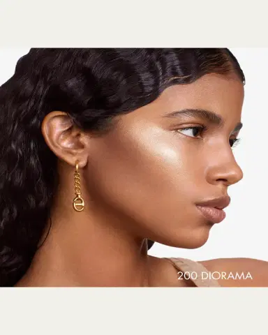 Dior Rouge Blush Colour & Glow | Thumbnail 4 Dior Rouge Blush Colour & Glow | Thumbnail 4