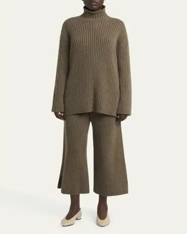 Loro Piana Fobello Cashmere Turtleneck Sweater | Thumbnail 2 Loro Piana Fobello Cashmere Turtleneck Sweater | Thumbnail 2