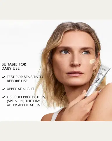 Dior Capture Totale Retishot Retinol Night Treatment, 0.67 oz. | Thumbnail 3 Dior Capture Totale Retishot Retinol Night Treatment, 0.67 oz. | Thumbnail 3