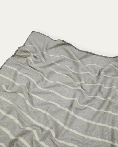 LANEROSSI Optical Double-Face Reversible Wool/Cashmere Throw, 51" x 70" | Thumbnail 3 LANEROSSI Optical Double-Face Reversible Wool/Cashmere Throw, 51" x 70" | Thumbnail 3