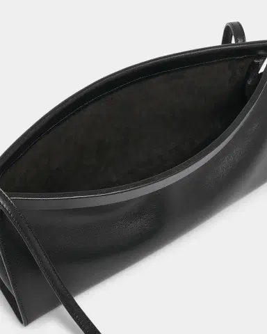 Alaïa Le Click Medium Shoulder Bag in Glossy Leather | Thumbnail 3 Alaïa Le Click Medium Shoulder Bag in Glossy Leather | Thumbnail 3