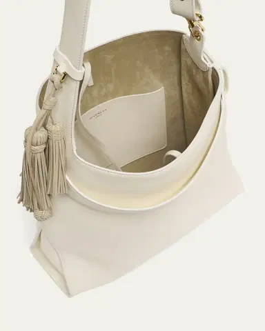 Givenchy Day Medium Hobo Bag in Smooth Leather | Thumbnail 4 Givenchy Day Medium Hobo Bag in Smooth Leather | Thumbnail 4