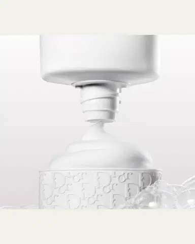 Dior La Mousse OFF/ON Foaming Cleanser, 5 oz. | Thumbnail 2 Dior La Mousse OFF/ON Foaming Cleanser, 5 oz. | Thumbnail 2