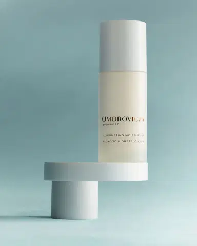 Omorovicza Illuminating Moisturiser, 1.7 oz. | Thumbnail 5 Omorovicza Illuminating Moisturiser, 1.7 oz. | Thumbnail 5