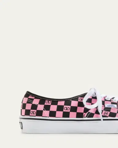 Valentino Garavani x Vans Men's Tess St VLogo Check Canvas Low-Top Sneakers | Thumbnail 3 Valentino Garavani x Vans Men's Tess St VLogo Check Canvas Low-Top Sneakers | Thumbnail 3