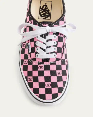 Valentino Garavani x Vans Men's Tess St VLogo Check Canvas Low-Top Sneakers | Thumbnail 4 Valentino Garavani x Vans Men's Tess St VLogo Check Canvas Low-Top Sneakers | Thumbnail 4