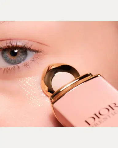 Dior DIOR Prestige Le Micro-Sérum, 0.6 oz. | Thumbnail 3 Dior DIOR Prestige Le Micro-Sérum, 0.6 oz. | Thumbnail 3