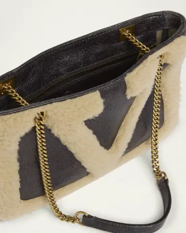 Valentino Garavani Viva Superstar Small Shearling VLogo Tote Bag | Thumbnail 9 Valentino Garavani Viva Superstar Small Shearling VLogo Tote Bag | Thumbnail 9
