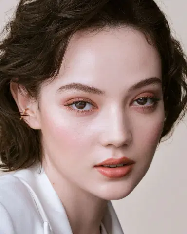 CLÉ DE PEAU BEAUTÉ Translucent Loose Powder | Thumbnail 4 CLÉ DE PEAU BEAUTÉ Translucent Loose Powder | Thumbnail 4