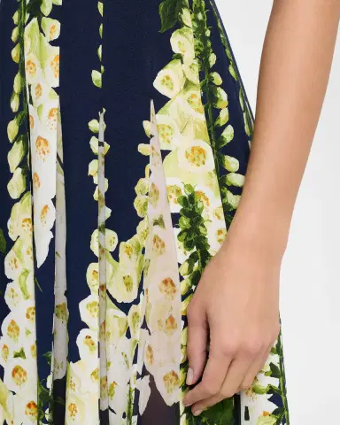 Oscar de la Renta Sleeveless Degrade Foxglove Pleated Midi Dress | Thumbnail 8 Oscar de la Renta Sleeveless Degrade Foxglove Pleated Midi Dress | Thumbnail 8