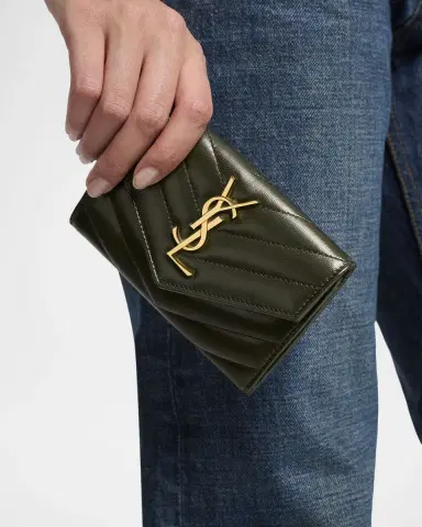 Saint Laurent YSL Monogram Small Flap Wallet in Smooth Leather | Thumbnail 19 Saint Laurent YSL Monogram Small Flap Wallet in Smooth Leather | Thumbnail 19
