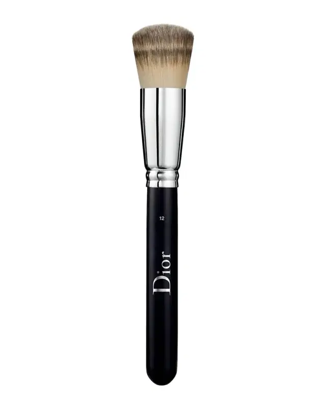 Dior Backstage Full Coverage Fluid Foundation Brush Dior Backstage Full Coverage Fluid Foundation Brush