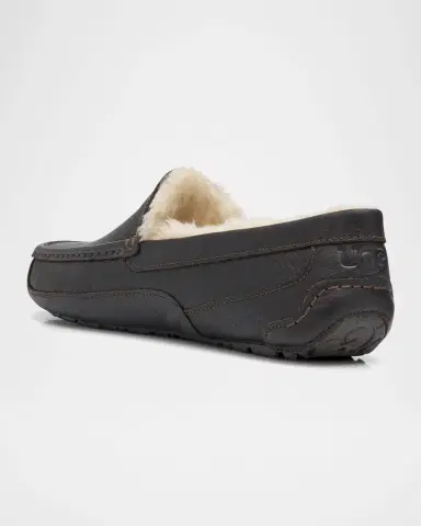 UGG Men 's Ascot Water-Resistant Leather Slippers | Thumbnail 3 UGG Men 's Ascot Water-Resistant Leather Slippers | Thumbnail 3
