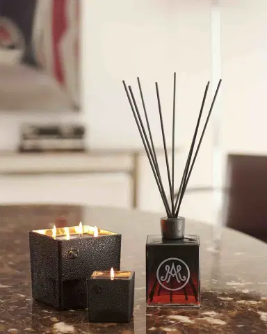 Amanda de Montal 7.76 oz. Armagnac Ardente Candle | Thumbnail 4 Amanda de Montal 7.76 oz. Armagnac Ardente Candle | Thumbnail 4