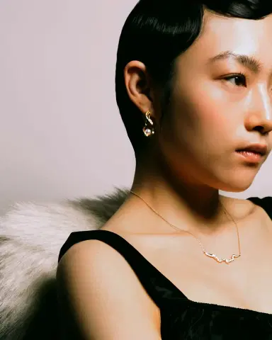 MILAMORE Kintsugi Infinity Pearl Hoop Earrings | Thumbnail 4 MILAMORE Kintsugi Infinity Pearl Hoop Earrings | Thumbnail 4