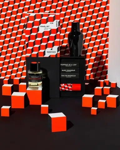 Editions de Parfums Frederic Malle x Pierre Hardy Travel Spray Holder for 0.33 oz. Bottle | Thumbnail 3 Editions de Parfums Frederic Malle x Pierre Hardy Travel Spray Holder for 0.33 oz. Bottle | Thumbnail 3