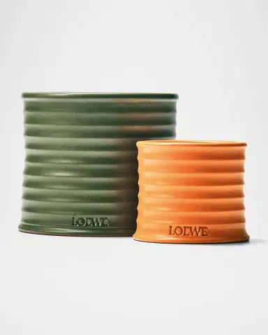 Loewe 21.5 oz. Medium Marihuana Candle | Thumbnail 3 Loewe 21.5 oz. Medium Marihuana Candle | Thumbnail 3