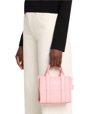 Marc Jacobs The Leather Crossbody Tote Bag | Thumbnail 1 Marc Jacobs The Leather Crossbody Tote Bag | Thumbnail 1