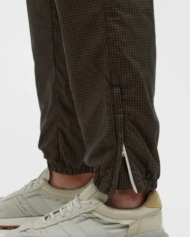 Lacoste Men's Water-Repellent Check Track Pants | Thumbnail 7 Lacoste Men's Water-Repellent Check Track Pants | Thumbnail 7