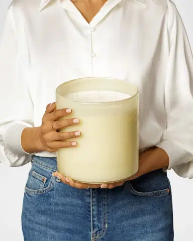 LAFCO New York Chamomile Lavender Luxe 4-Wick 86oz Candle | Thumbnail 3 LAFCO New York Chamomile Lavender Luxe 4-Wick 86oz Candle | Thumbnail 3