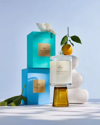 Glasshouse Fragrances Lost in Amalfi Candle, 760 g | Thumbnail 3 Glasshouse Fragrances Lost in Amalfi Candle, 760 g | Thumbnail 3