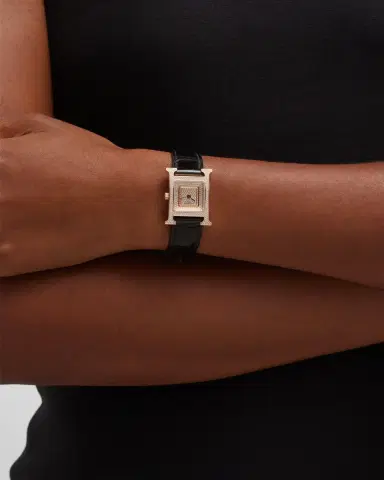 HERMÈS Heure H Watch, Small Model, 25 mm | Thumbnail 2 HERMÈS Heure H Watch, Small Model, 25 mm | Thumbnail 2