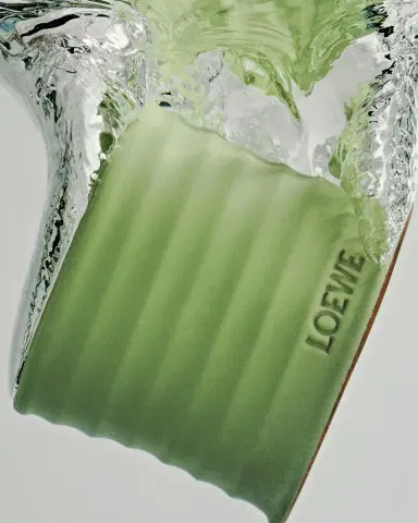 Loewe Medium Cucumber Candle, 20.7 oz. | Thumbnail 4 Loewe Medium Cucumber Candle, 20.7 oz. | Thumbnail 4