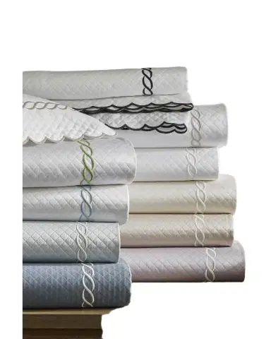 Matouk Classic Chain Scallop Matelasse King Coverlet | Thumbnail 1 Matouk Classic Chain Scallop Matelasse King Coverlet | Thumbnail 1