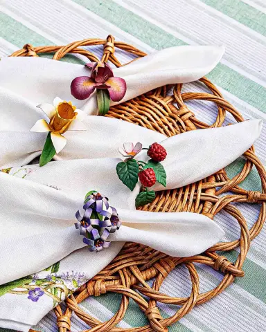 Juliska Meadow Walk Floral Napkin Rings, Set of 4 | Thumbnail 4 Juliska Meadow Walk Floral Napkin Rings, Set of 4 | Thumbnail 4
