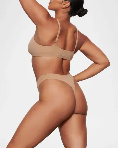 Skims Fits Everybody High-Cut Thong | Thumbnail 3 Skims Fits Everybody High-Cut Thong | Thumbnail 3
