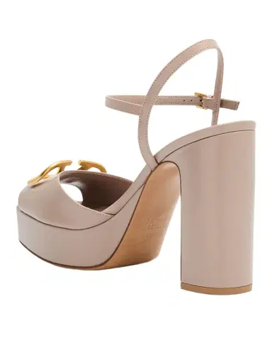 Valentino Garavani VLogo Signature Nappa Leather Platform Sandals | Thumbnail 1 Valentino Garavani VLogo Signature Nappa Leather Platform Sandals | Thumbnail 1