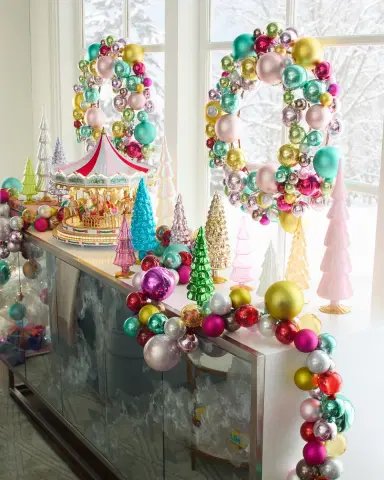 Cody Foster & Co Merriment 30" Wreath | Thumbnail 2 Cody Foster & Co Merriment 30" Wreath | Thumbnail 2