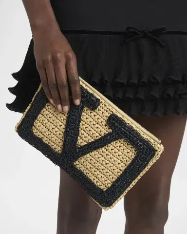 Valentino Garavani Viva Superstar VLOGO Crochet Clutch Bag | Thumbnail 1 Valentino Garavani Viva Superstar VLOGO Crochet Clutch Bag | Thumbnail 1