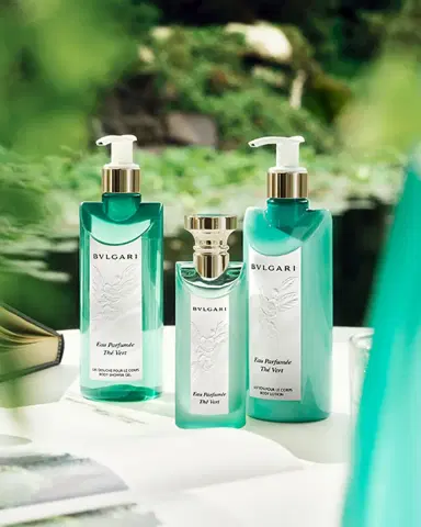 BVLGARI Eau Parfumée Thé Vert Shower Gel, 10.1 oz. | Thumbnail 2 BVLGARI Eau Parfumée Thé Vert Shower Gel, 10.1 oz. | Thumbnail 2