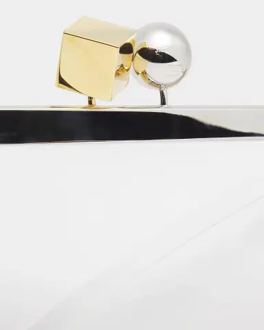 Jacquemus La Pochette Salon Leather Shoulder Bag | Thumbnail 3 Jacquemus La Pochette Salon Leather Shoulder Bag | Thumbnail 3