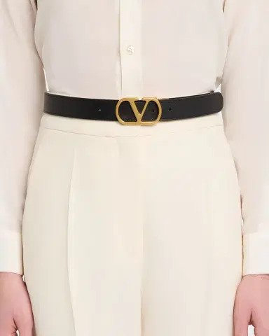 Valentino Garavani VLogo Signature Reversible Leather Belt, 30mm | Thumbnail 2 Valentino Garavani VLogo Signature Reversible Leather Belt, 30mm | Thumbnail 2
