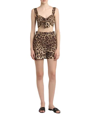 Dolce & Gabbana Leopard-Print Double Crepe Shorts | Thumbnail 1 Dolce & Gabbana Leopard-Print Double Crepe Shorts | Thumbnail 1