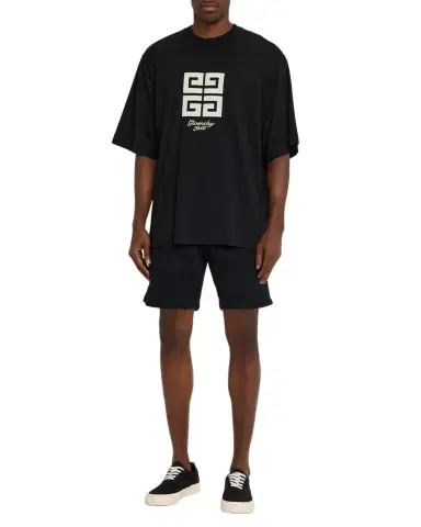 Givenchy Men's Regular Fit Cotton Shorts | Thumbnail 1 Givenchy Men's Regular Fit Cotton Shorts | Thumbnail 1