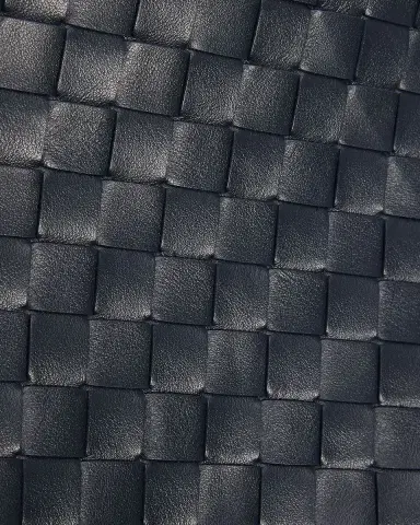 Bottega Veneta Men's Small Intrecciato Leather Zipped Tote Bag | Thumbnail 5 Bottega Veneta Men's Small Intrecciato Leather Zipped Tote Bag | Thumbnail 5