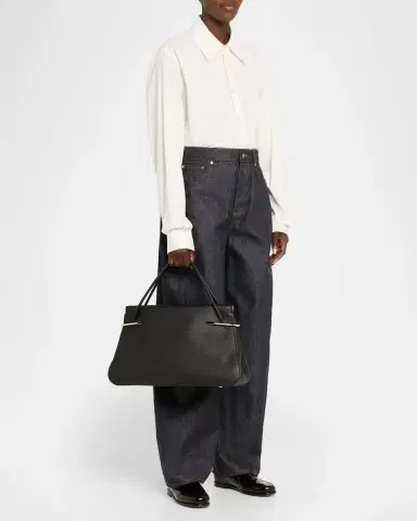 Givenchy Pinch Large Shoulder Bag in Grain Leather | Thumbnail 4 Givenchy Pinch Large Shoulder Bag in Grain Leather | Thumbnail 4