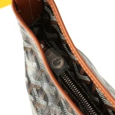 goyard Goyard Goyardine Canvas Black and Brown Hand-Painted Heart Boheme Hobo PM Palladium Hardware | Thumbnail 7 goyard Goyard Goyardine Canvas Black and Brown Hand-Painted Heart Boheme Hobo PM Palladium Hardware | Thumbnail 7