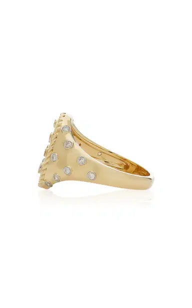 Yvonne Léon Oval Dotted Diamond Signet Ring | Thumbnail 4 Yvonne Léon Oval Dotted Diamond Signet Ring | Thumbnail 4
