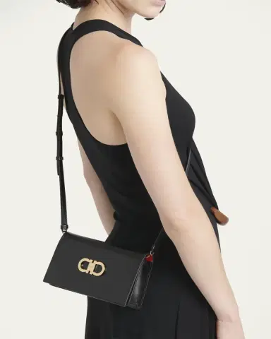 Ferragamo Double Gancio Shoulder Bag | Thumbnail 2 Ferragamo Double Gancio Shoulder Bag | Thumbnail 2