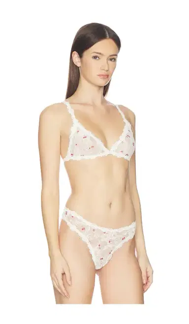 SKIMS Stretch Lace Triangle Bralette | Thumbnail 2 SKIMS Stretch Lace Triangle Bralette | Thumbnail 2