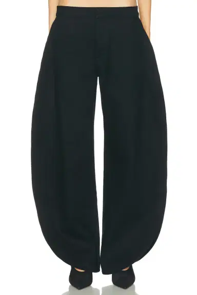 Alaïa ALAΪA Petal Horseshoe Leg | Thumbnail 1 Alaïa ALAΪA Petal Horseshoe Leg | Thumbnail 1