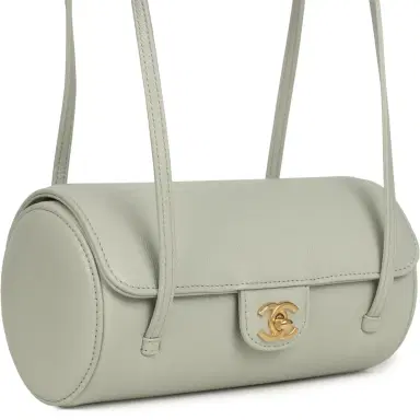 Chanel Chanel Preppy Coco Bowling Bag Light Green Shiny Caviar Brushed Gold Hardware | Thumbnail 2 Chanel Chanel Preppy Coco Bowling Bag Light Green Shiny Caviar Brushed Gold Hardware | Thumbnail 2